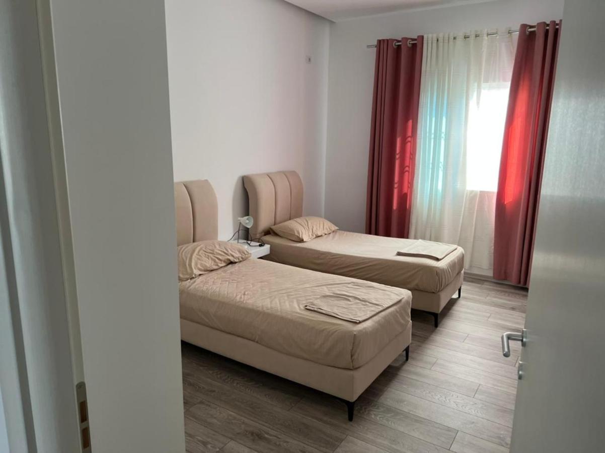 Vila Mario Aparthotel คซามิล ภายนอก รูปภาพ