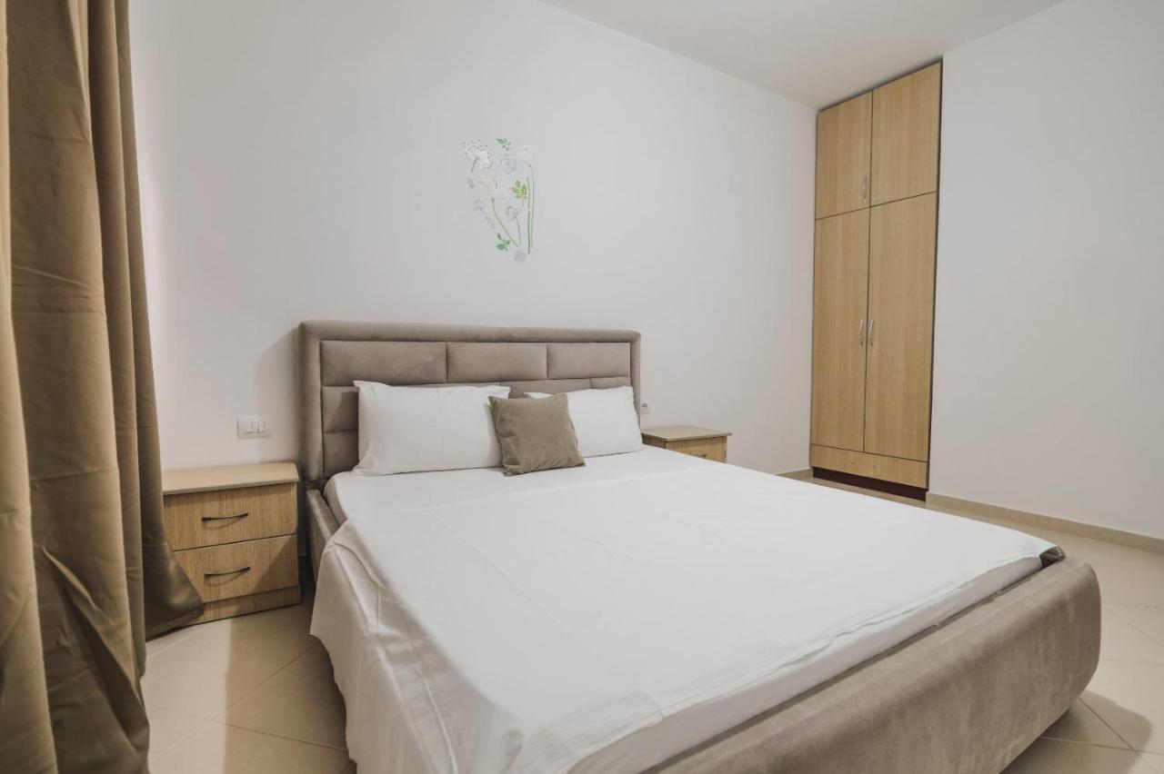 Vila Mario Aparthotel คซามิล ภายนอก รูปภาพ